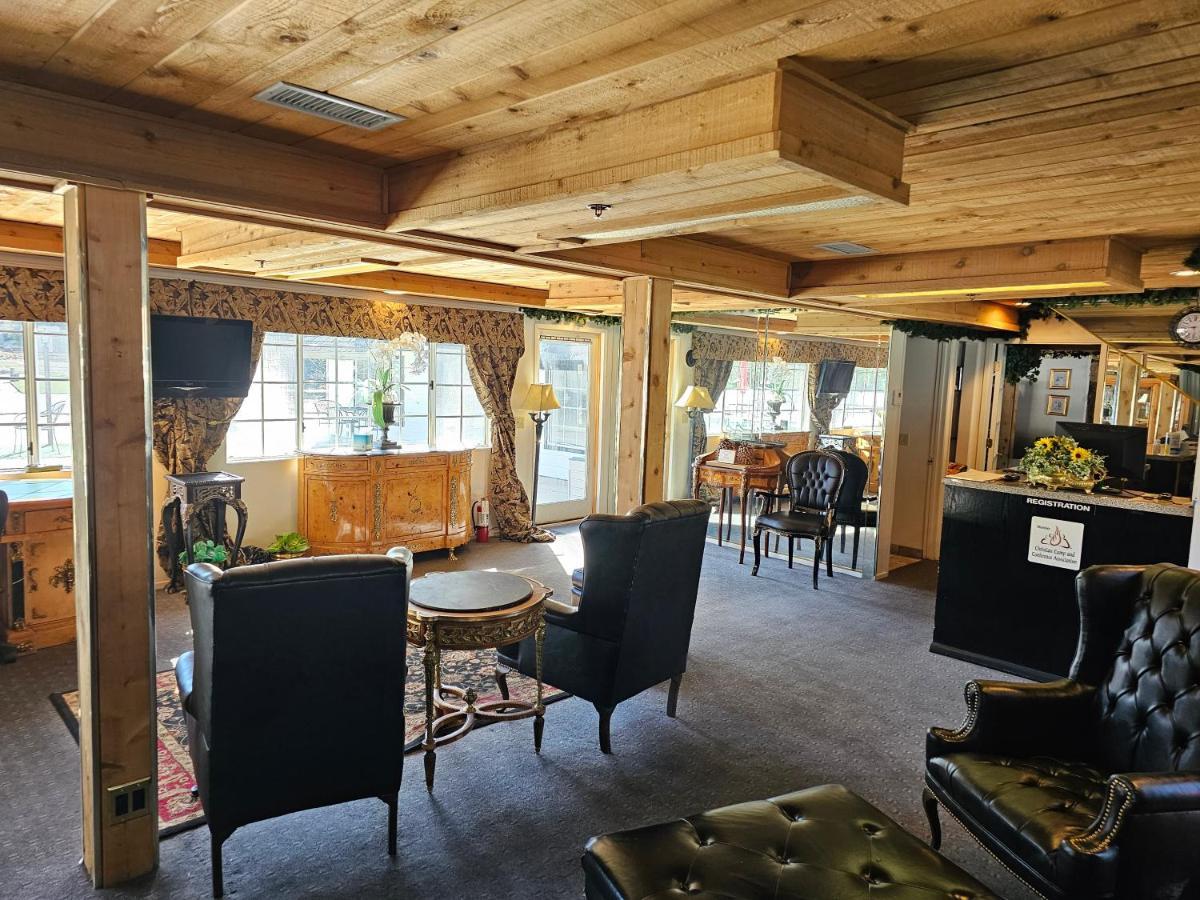 Alhatti Christian Resort Idyllwild Exterior photo