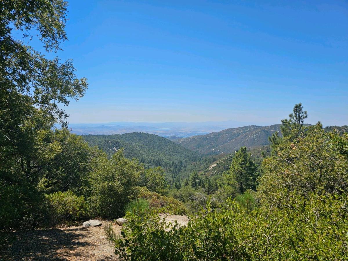Alhatti Christian Resort Idyllwild Exterior photo